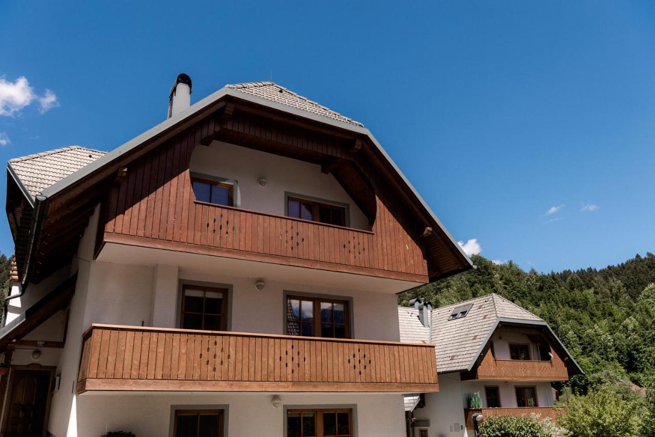 Tromeja Apartamento Rateče Exterior foto