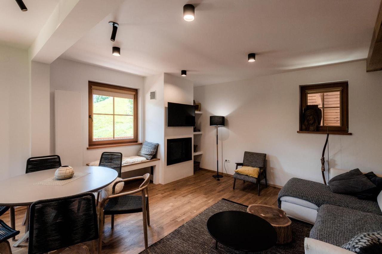 Tromeja Apartamento Rateče Exterior foto