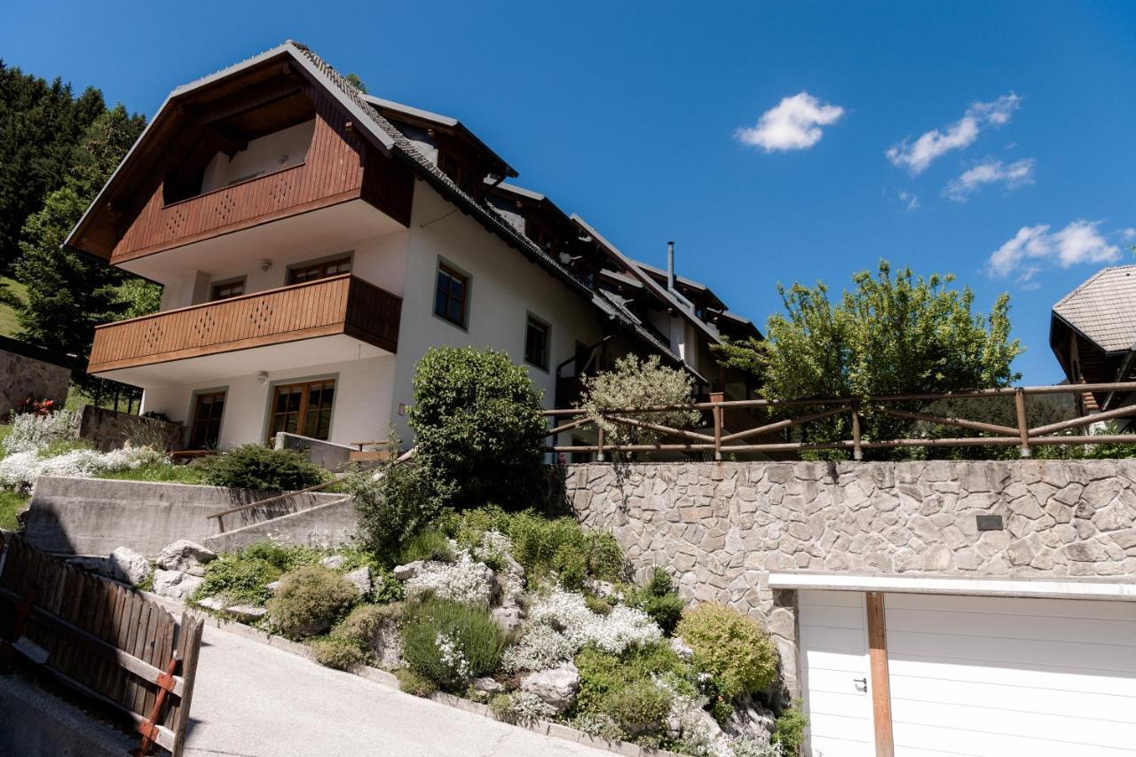 Tromeja Apartamento Rateče Exterior foto